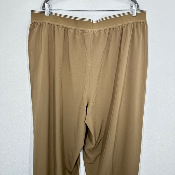 Athleta Stratosphere Wide Leg Pant Women's 2X Tan Breathable Quick Dry NWT - Picture 10 of 12